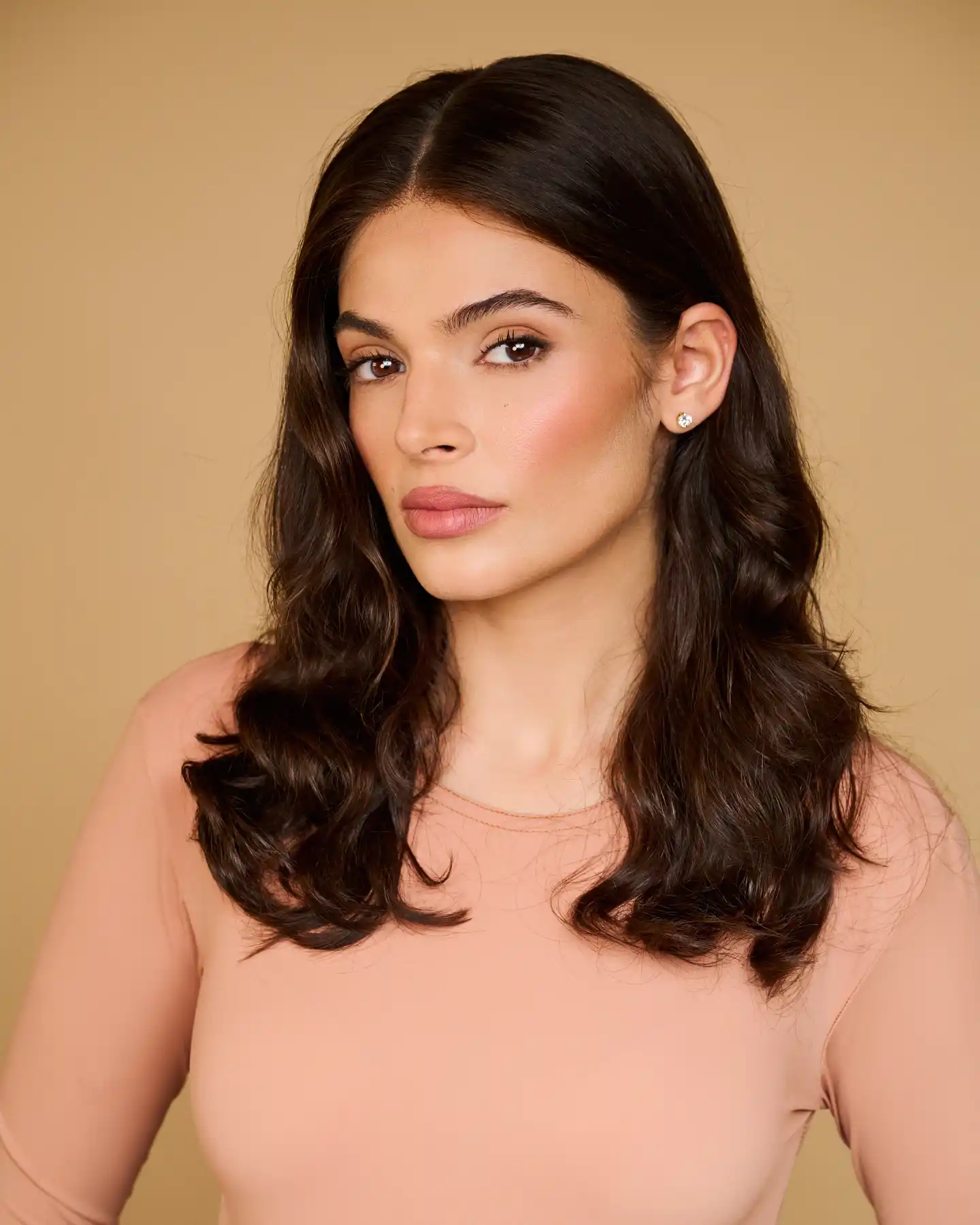 Sinaya Wigs - Soft Waves