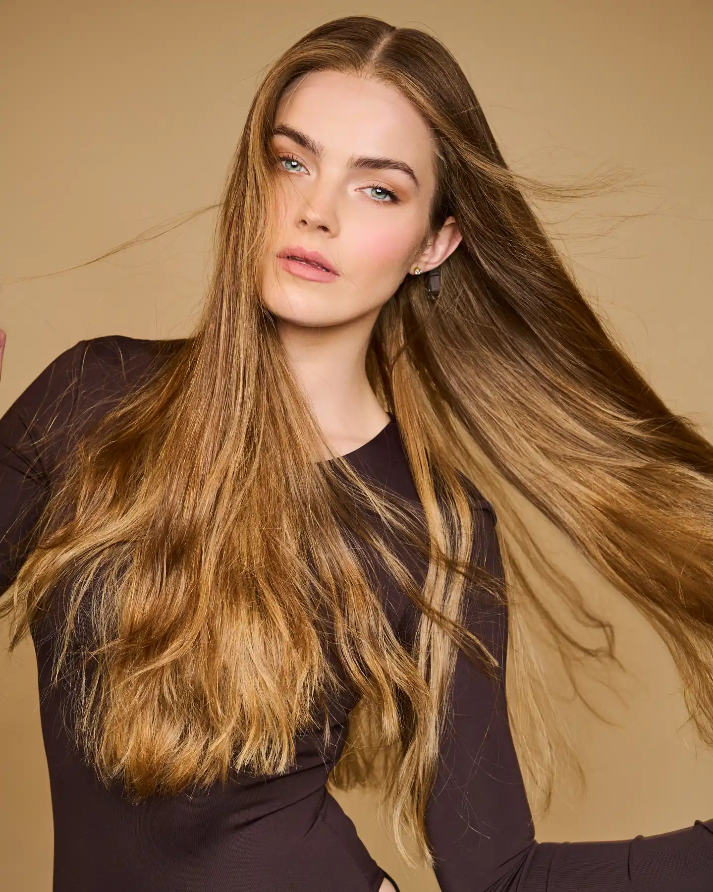 Sinaya Wigs - Hair in Motion