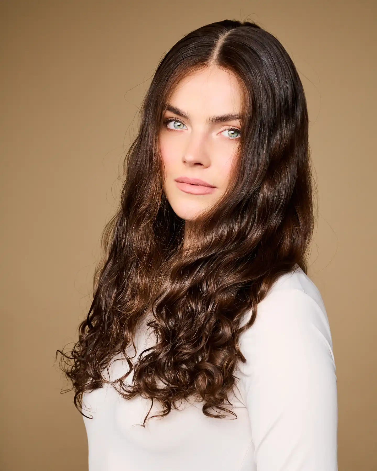 Sinaya Wigs - Dark Curly