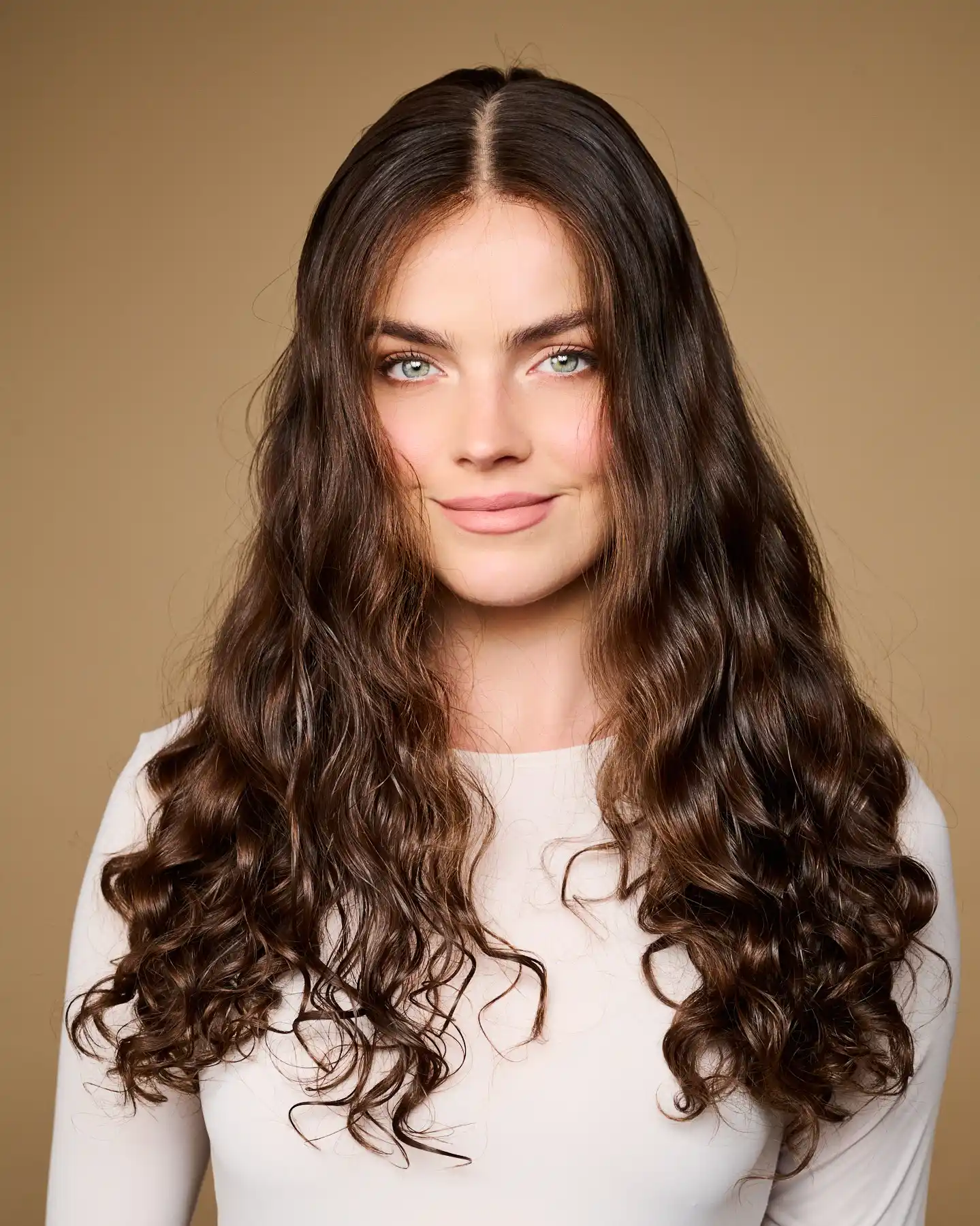 Sinaya Wigs - Curly Front