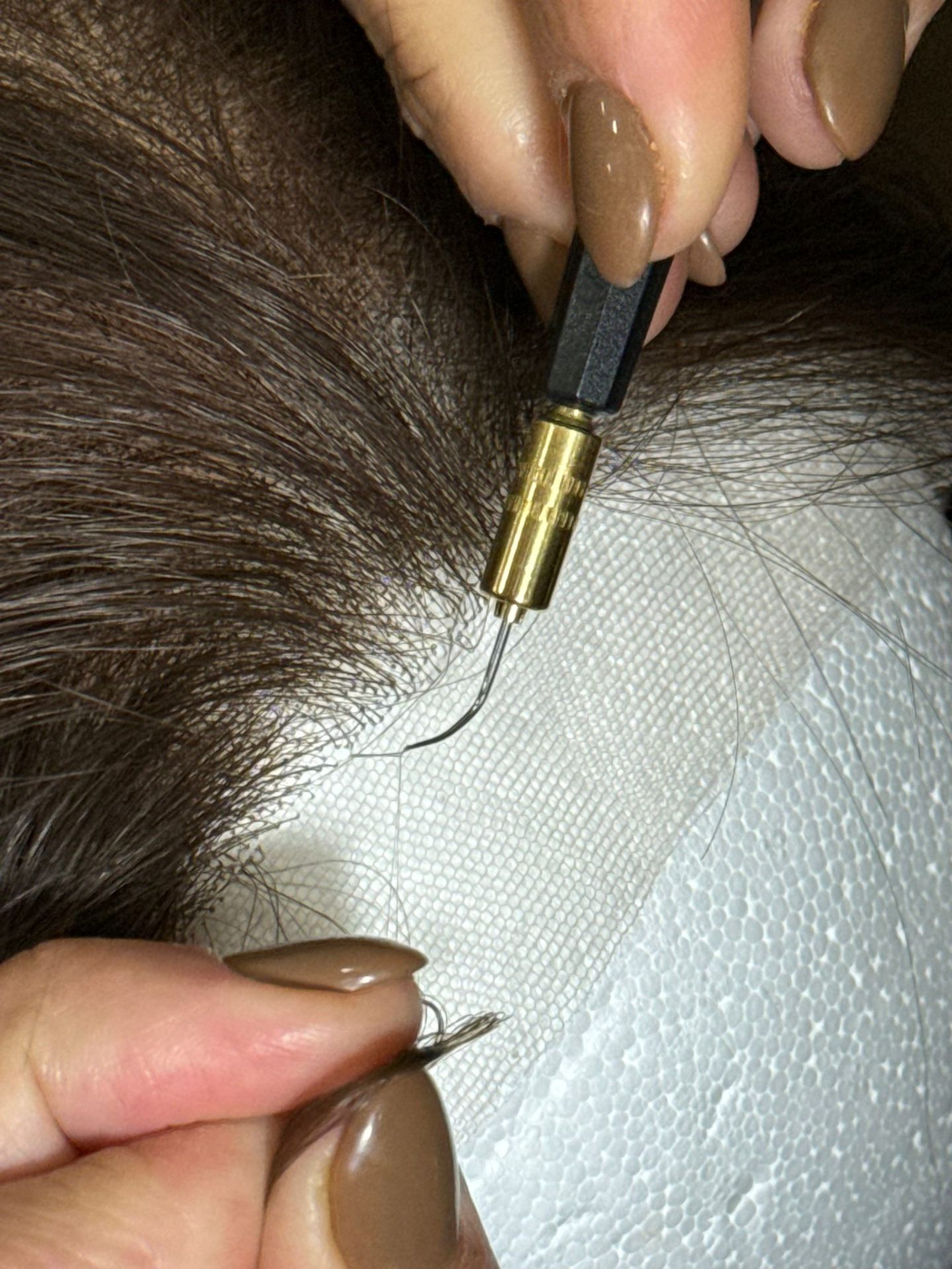 Sinaya Wigs - Hand Knotting Close Up